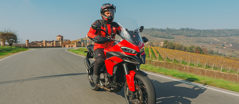 Multistrada V2 S Banner