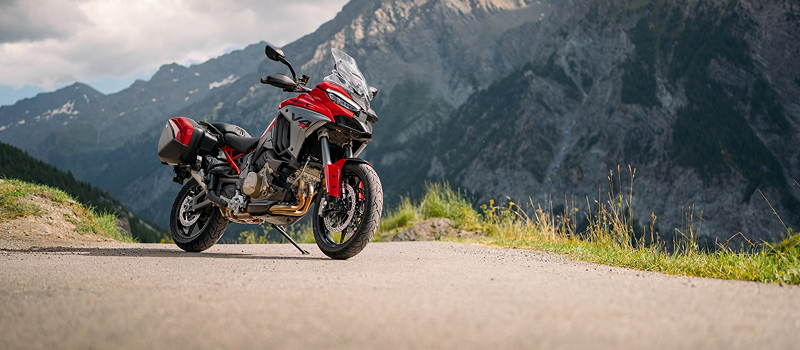 Multistrada V4 S Banner