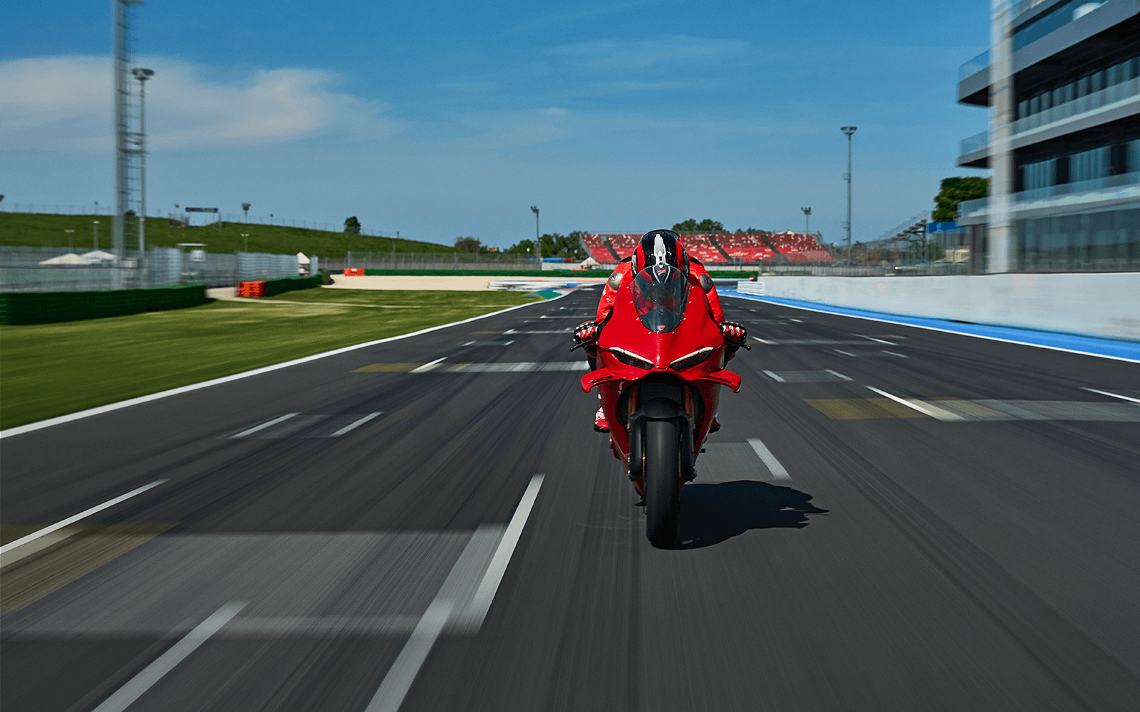 Panigale V4
